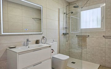Property slide 10