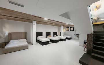 Property slide 17