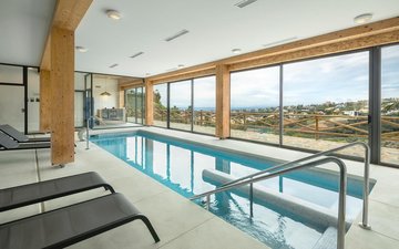 Property slide 21