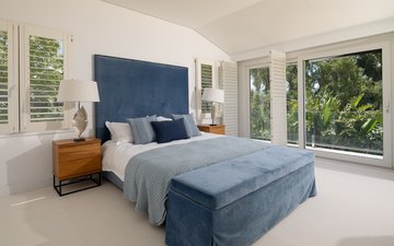 Property slide 18