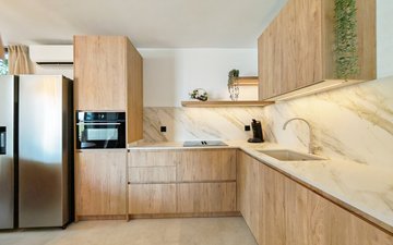 Property slide 21