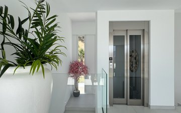 Property slide 17