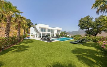 Property slide 35