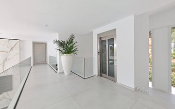 Property slide 20