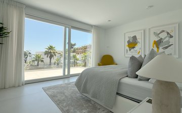 Property slide 22