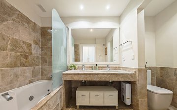Property slide 18