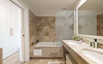 Property slide 17