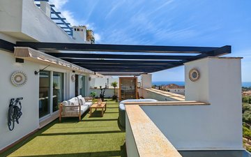 Property slide 24