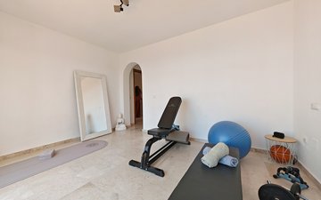 Property slide 19