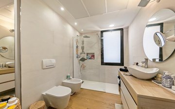 Property slide 14
