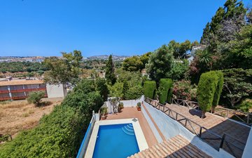 Property slide 24