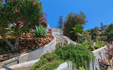 Property slide 19
