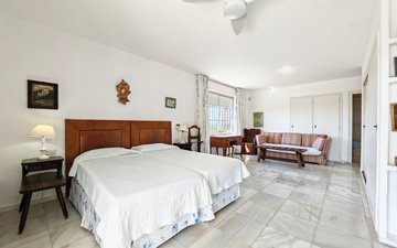 Property slide 16