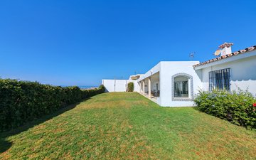 Property slide 25