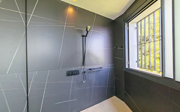 Property slide 16