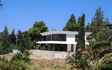 Property slide 5