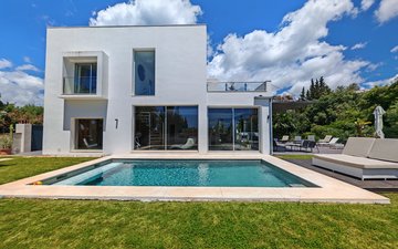 Property slide 28