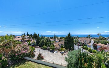 Property slide 31