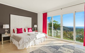 Property slide 10