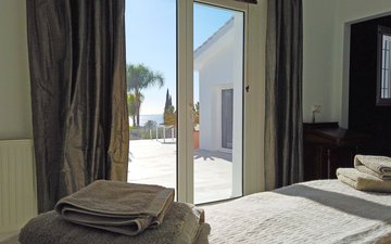 Property slide 25