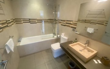 Property slide 10