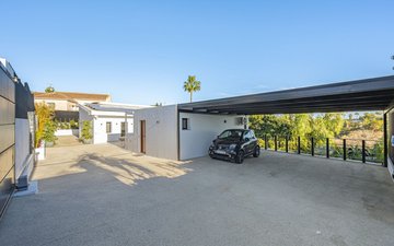 Property slide 49