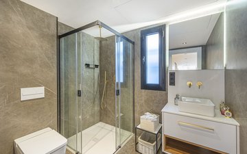 Property slide 39
