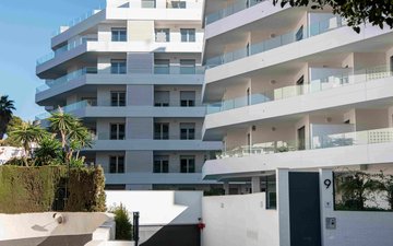 Property slide 18