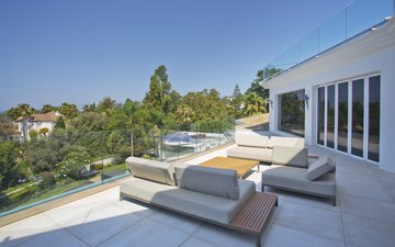 Property slide 17