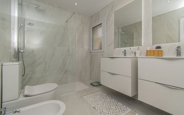 Property slide 22