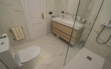 Property slide 24