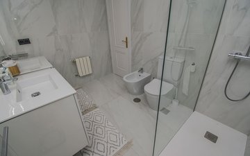 Property slide 16
