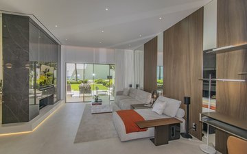 Property slide 23