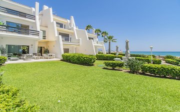 Property slide 21