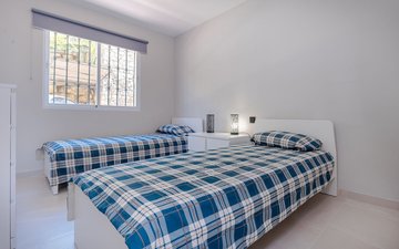 Property slide 9
