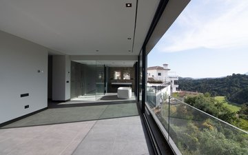 Property slide 17