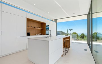 Property slide 17