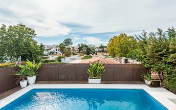 Property slide 15
