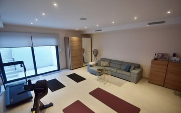 Property slide 20