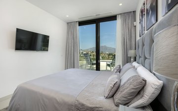 Property slide 22