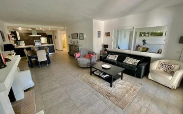 Property slide 5