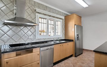 Property slide 14
