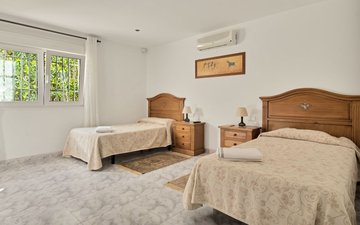 Property slide 31