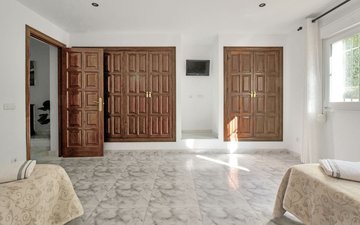 Property slide 36