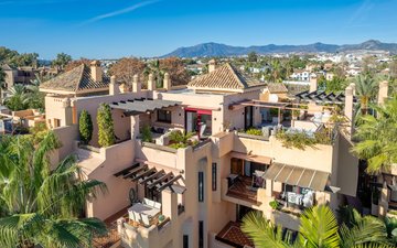 Property slide 24