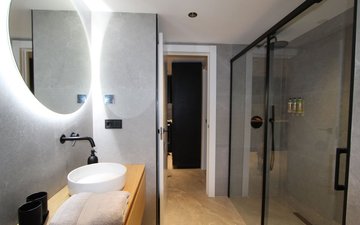 Property slide 33