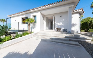 Property slide 44