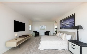 Property slide 21