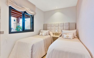 Property slide 16