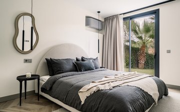 Property slide 40